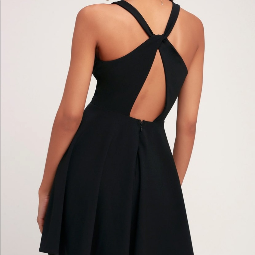 LULU’S | NWT Black Skater Twist Back Dress - Picture 4 of 9